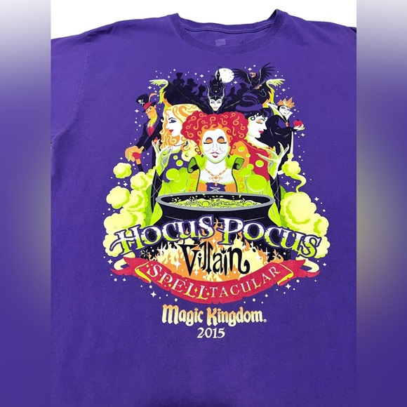 Disney Parks 2015 Hocus Pocus Villain Spectacular Magic Kingdom T-Shirt Medium - Picture 2 of 6